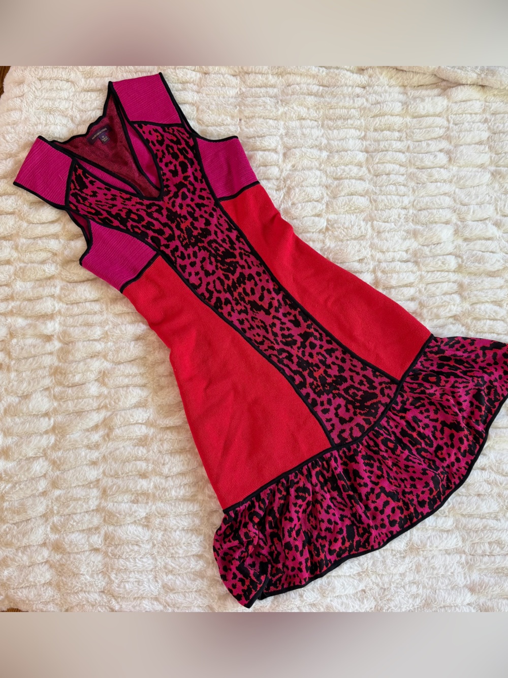 Marchesa Voyage dress size medium in pink leopard print with black accents